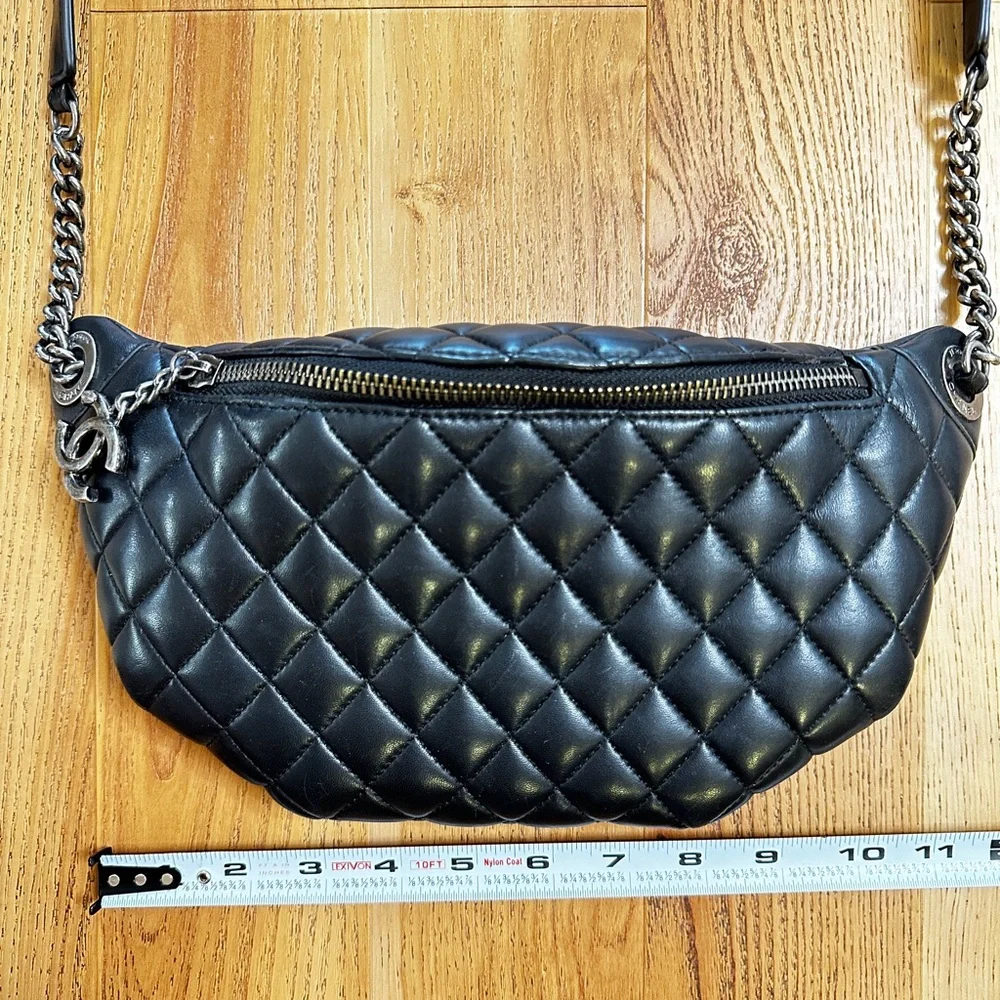 CHANEL  Black Quilted Crossbody Bag with Chain - Picture 8 of 14